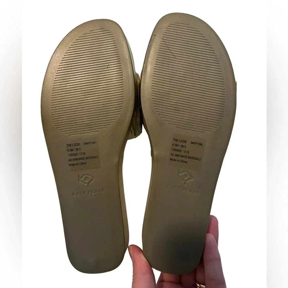 Katy Perry • The Lizzie Metallic Foil Gold Slides